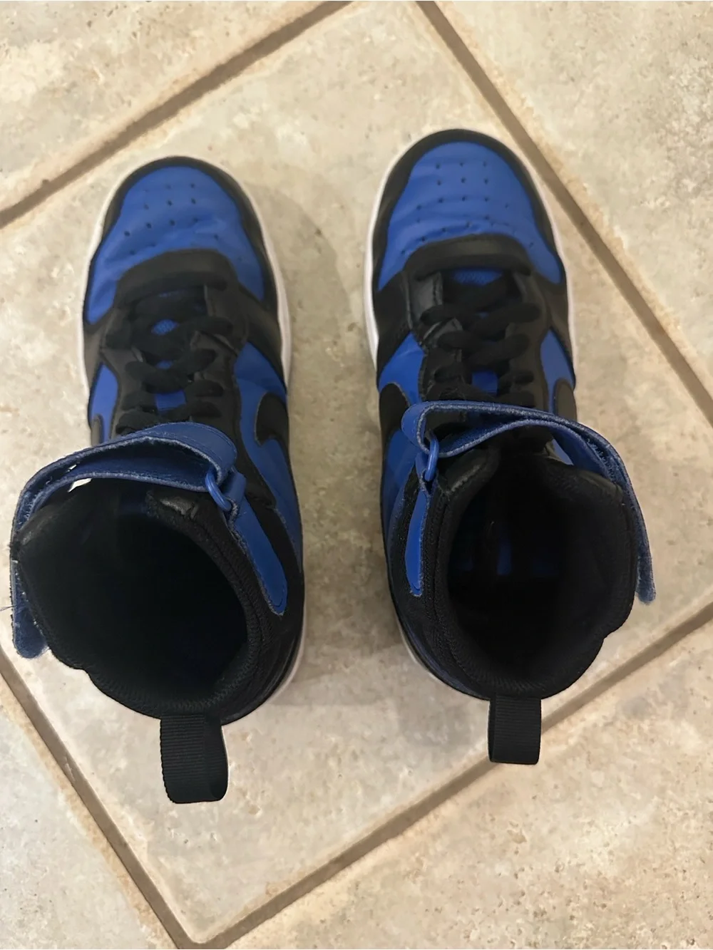 Nike youth high